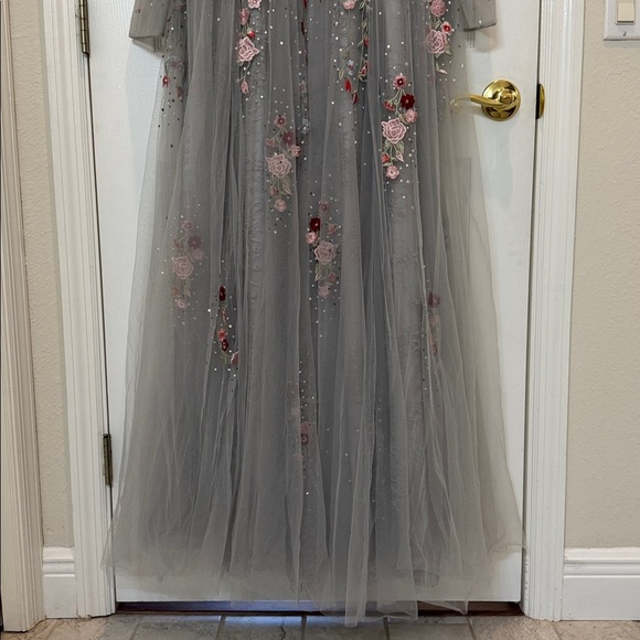 NWT Mac Duggal Embroidered Illusion High Neck Long Sleeve A Line Gown Size 14 - Picture 7 of 12